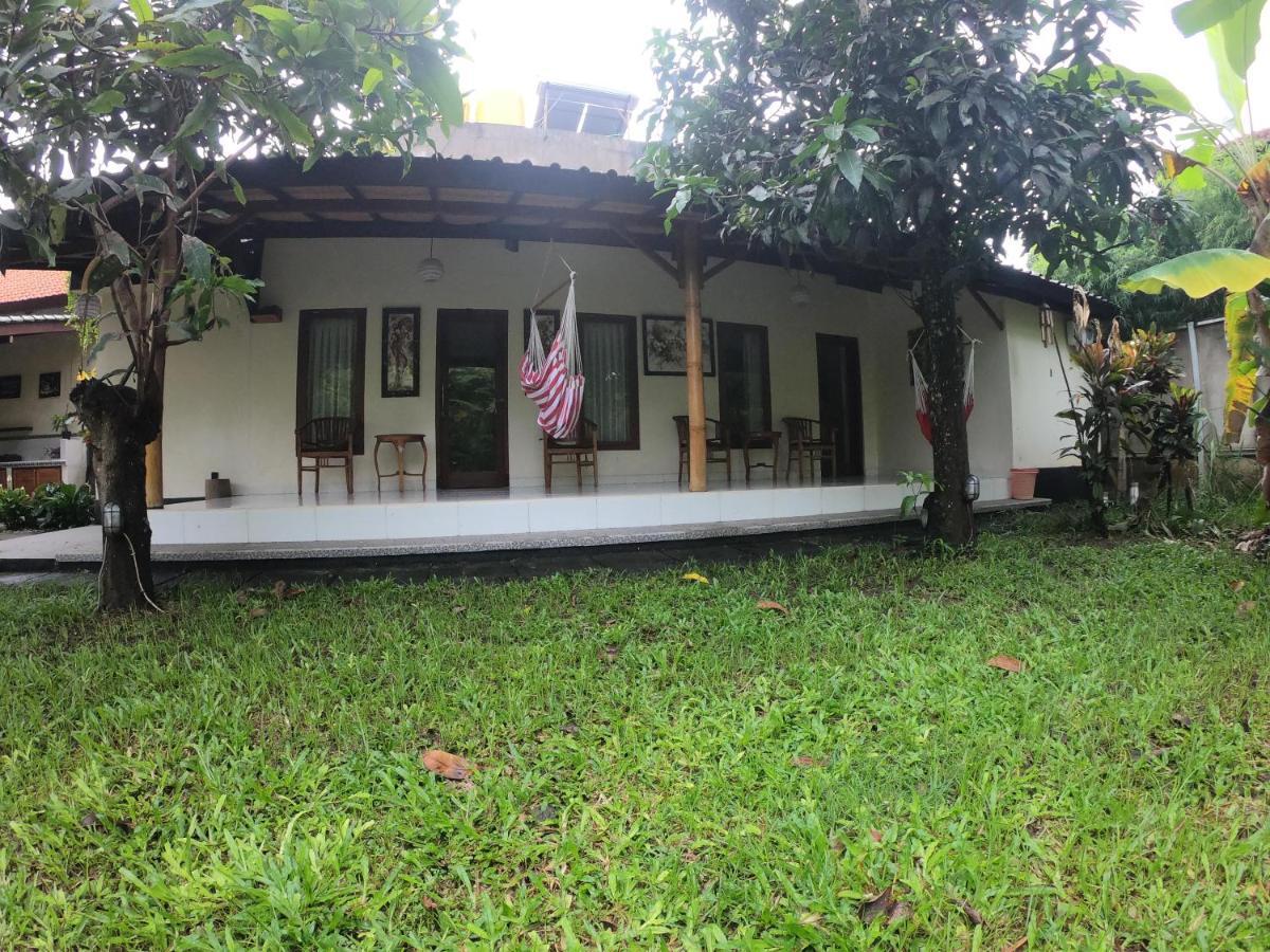Honey Home Stay Canggu  Luaran gambar